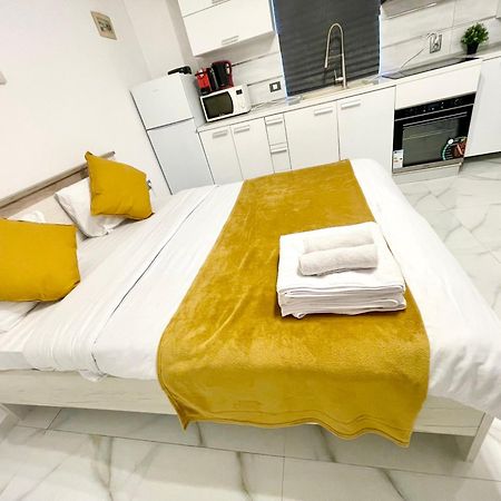 White 2 Apartment บูคาเรสต์ ภายนอก รูปภาพ