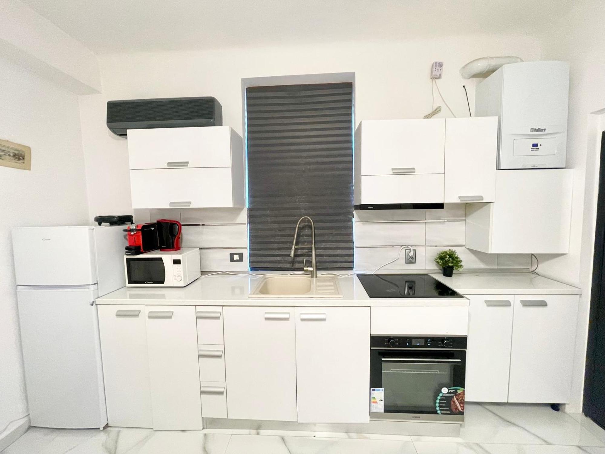 White 2 Apartment บูคาเรสต์ ภายนอก รูปภาพ